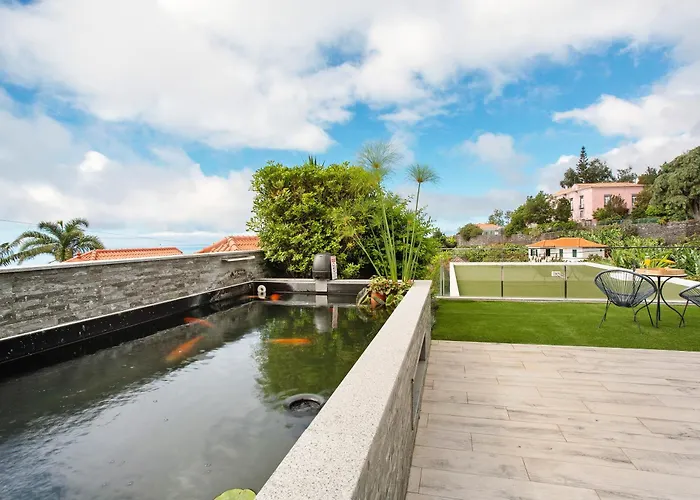 Casa Jolie Вилла Понта-ду-Сол